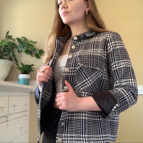 DONATED Black and white tweed plaid Chanel style jacket - Picture 3 of 7